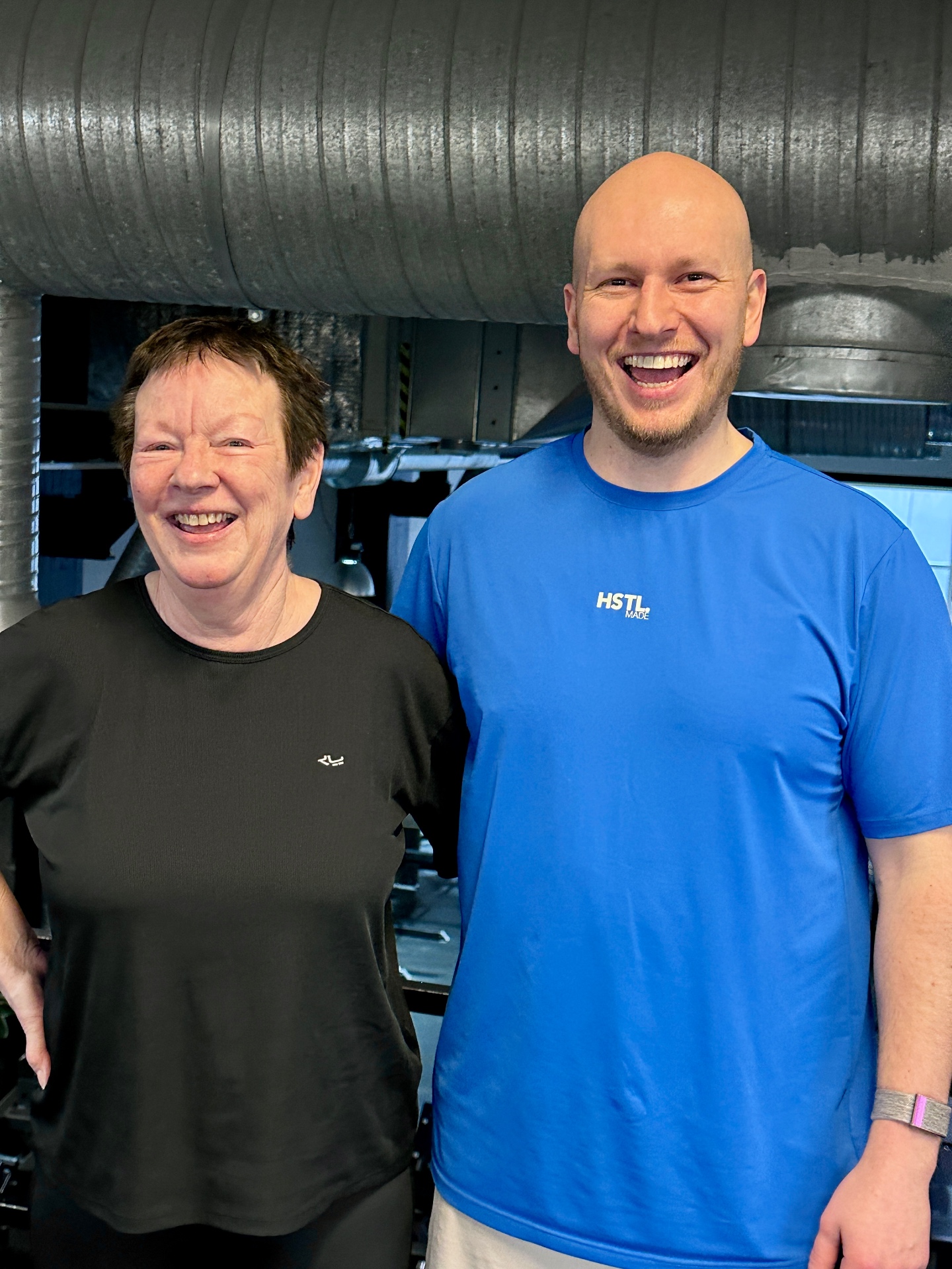 Michael tillsammans med Birgitta på gymmet